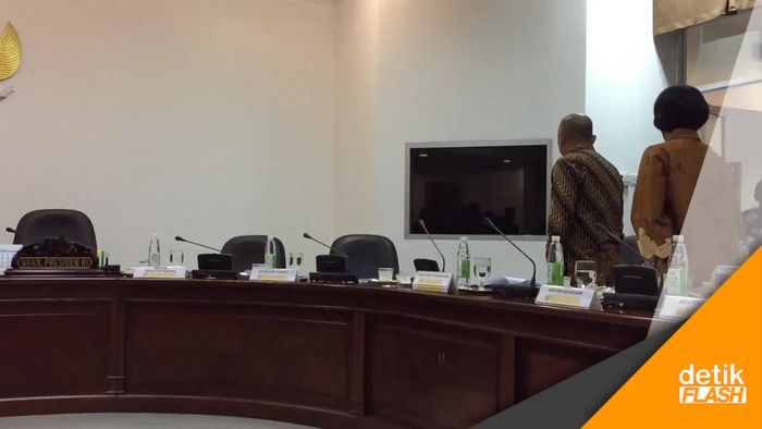 Jokowi: Rumah Tangga Miskin Pilih Beli Rokok daripada Makanan Bergizi