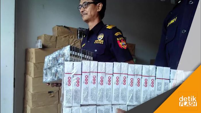 Bea Cukai Blitar Sita Ratusan Batang Rokok Tanpa Cukai