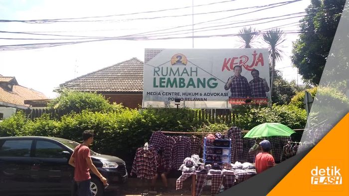 Turun Gunung, Megawati Sambangi Rumah Lembang
