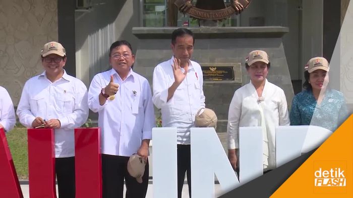 Jokowi Ingin Ada Pasar Modern di Pos Batas