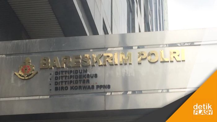 Disebut Terima Korupsi e-KTP, Melchias Mekeng Laporkan Andi Narogong