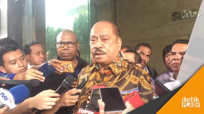 Bantahan Melchias Mekeng Saat Disebut Terima Uang e-KTP