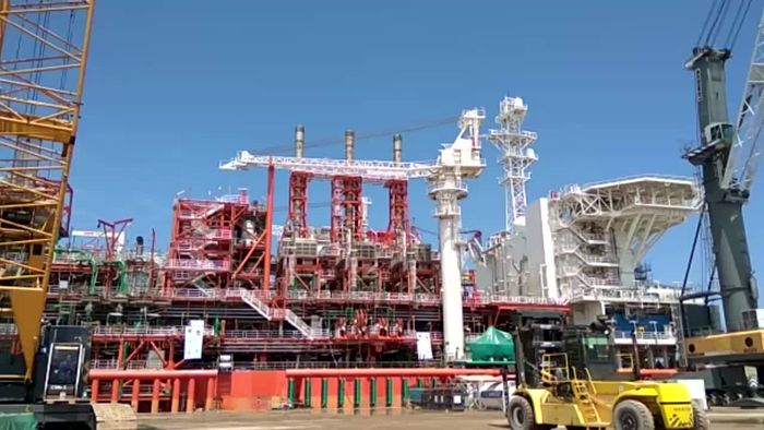 Kapal Jangkrik, Si Raksasa Pengolahan Gas