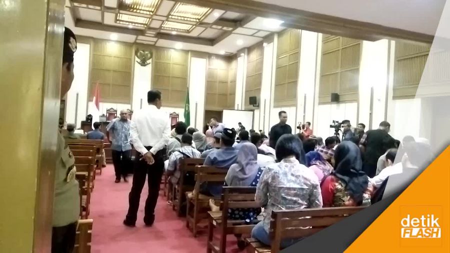 Sidang ke-15, Pengacara Ahok Hadirkan Tiga Ahli