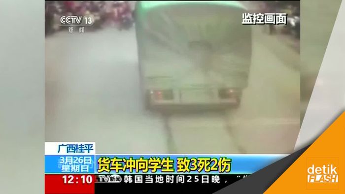  CCTV Truk Tabrak Siswa Sekolah, 3 Tewas
