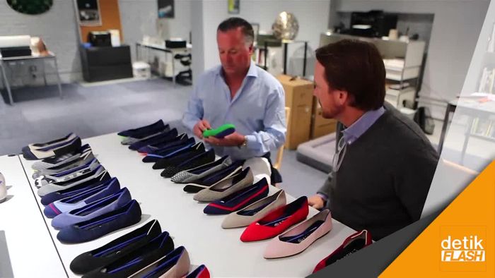 Flat Shoes Ramah Lingkungan dari Botol Bekas