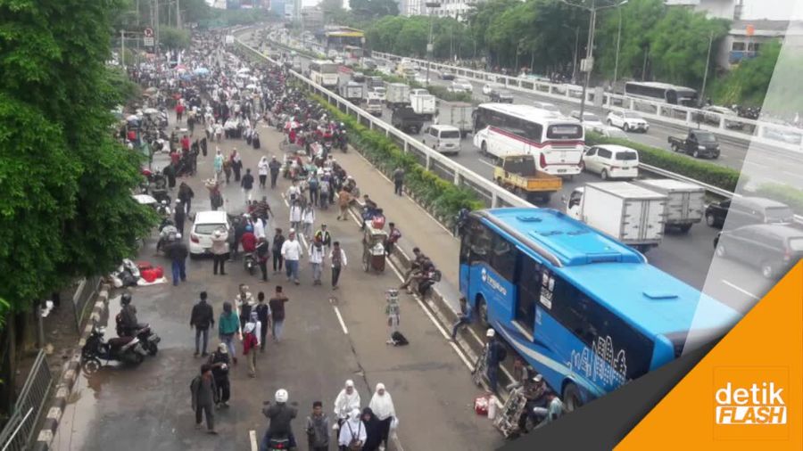 Info Lalin dan TransJ karena Aksi 313 