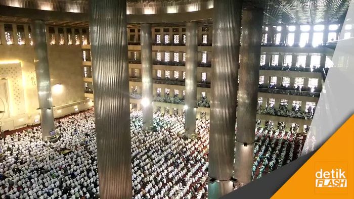 Selesai Salat Jumat, Peserta Aksi 313 Long March ke Patung Kuda 