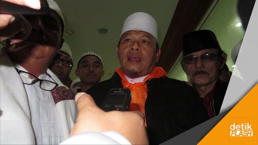 Dugaan Makar, Sekjen FUI Ditangkap 