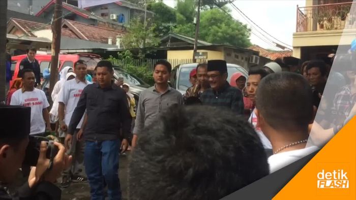 Djarot: Mulai Budidaya Salak Condet di Bantaran Kali Ciliwung