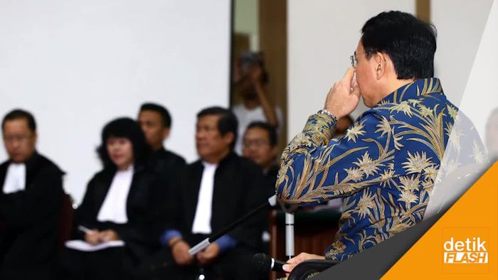 Pengacara Ahok Putar Video Pidato Gus Dur dan Rizieq