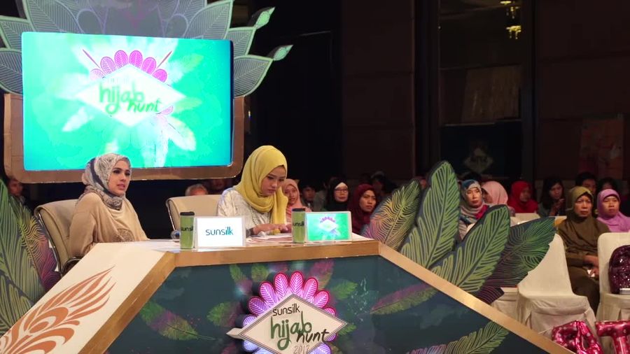24 Besar Sunsilk Hijab Hunt 2017 Surabaya - Shella Amalia