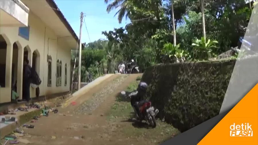 Longsor Ponorogo Rawan Susulan, Aktivitas SD Dipindah ke Masjid