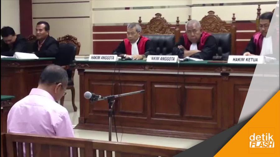 Dahlan Iskan Dituntut 6 Tahun Penjara