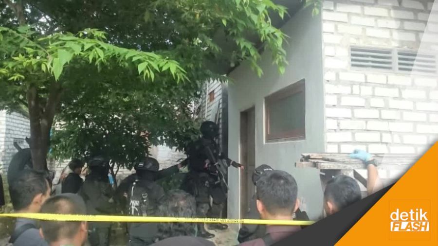 Polisi Buru Teroris Jaringan JAD
