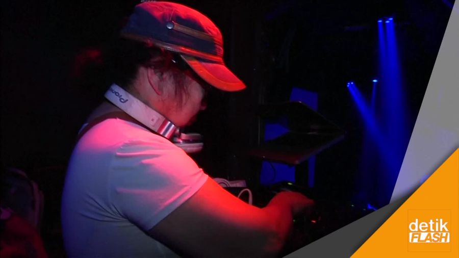 Nenek Gaul, Asyik Jadi DJ di Usia 82 Tahun