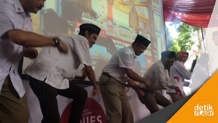 Joget Dulu, Pak Anies!