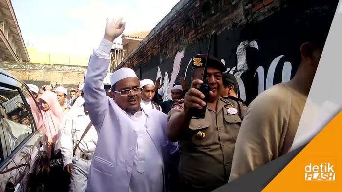 Kelar Nyoblos, Habib Rizieq Tunjukkan Salam OK OCE! 