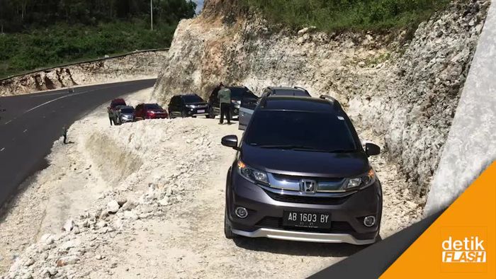 Jelajah Eksotisme Pesisir Selatan Yogyakarta