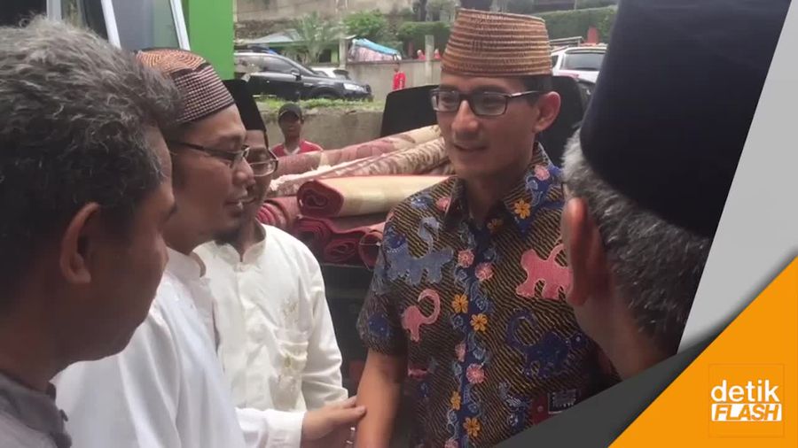 Harus Dampingi JK, Sandi Telat ke Acara Isra Mikraj Yatim Piatu