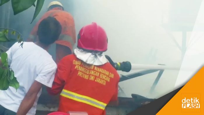 Tiga Rumah di Manggarai Hangus Terbakar