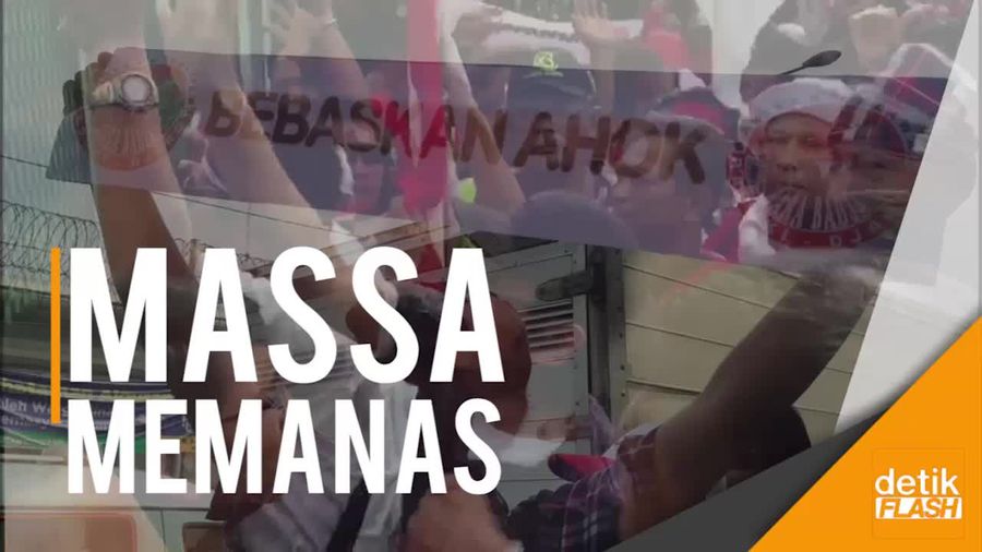 Tegang! Massa Pro Ahok Mulai Gempur Cipinang