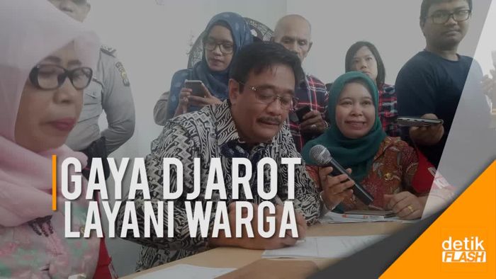 Cara Beda Djarot Terima Curhat di Balai Kota