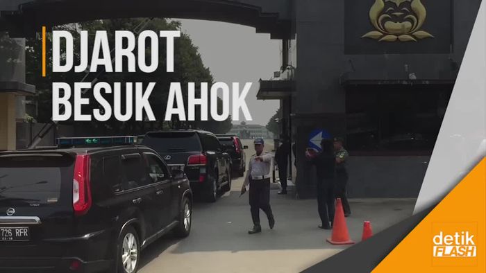 Djarot Jenguk Ahok di Mako Brimob