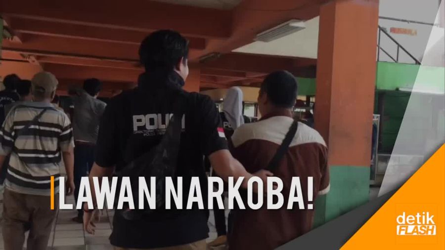Berantas Narkoba, Polisi Razia Terminal Kp. Rambutan
