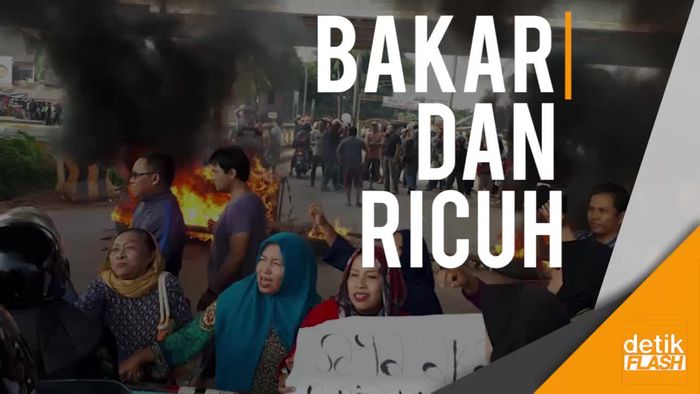 Penertiban Kompleks TNI Jatiwaringin Sempat Ricuh