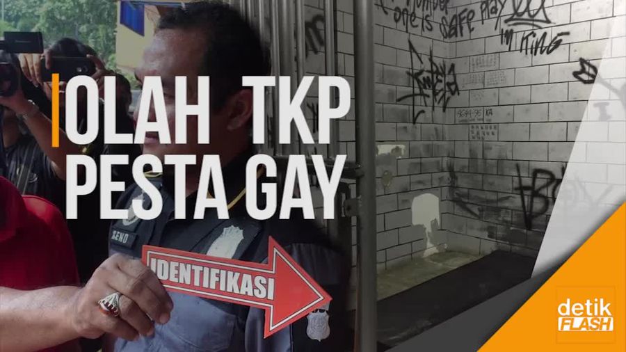 Polisi Olah TKP Pesta Gay di Kelapa Gading