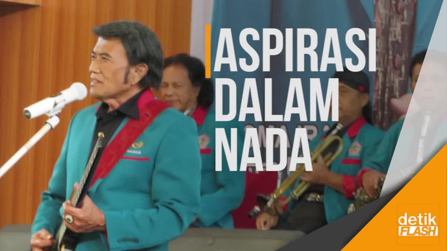 Bang Rhoma Nyanyi Lagu Stop di Hadapan Fadli Zon