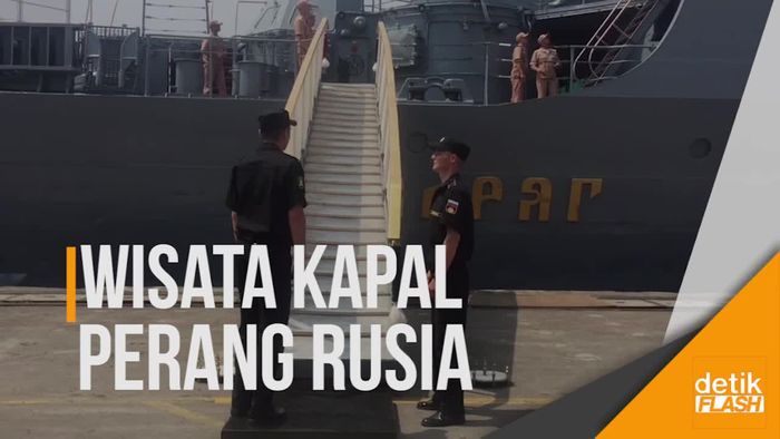 Melihat Dalaman Kapal Perang Rusia