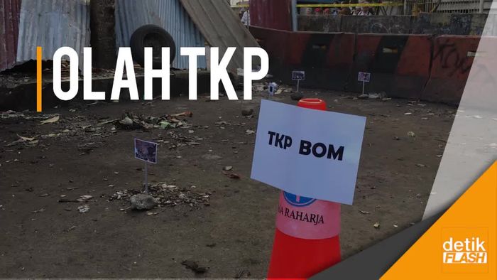 Polisi Olah TKP di Lokasi Bom Kampung Melayu