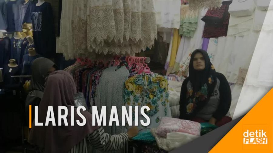Busana Muslim Diburu di Tanah Abang
