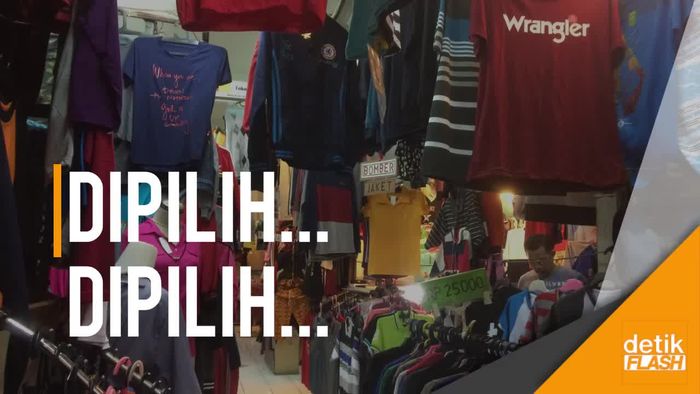Pakaian Murah di Tanah Abang Laris-Manis Diserbu  