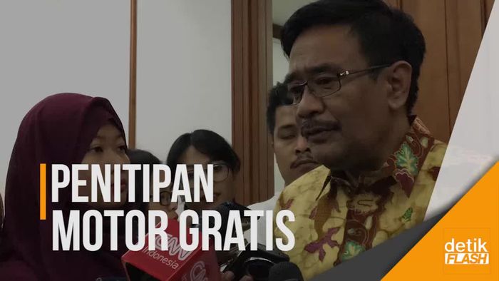 Djarot Gratiskan Penitipan Motor di Kantor Pemerintahan