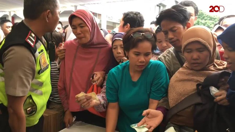 Penjualan Sembako Subsidi Bulog di CFD Kacau