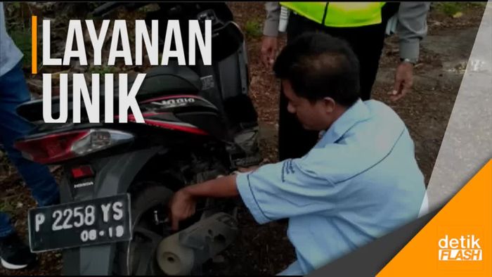 Tambal Ban Mobile Ala Polisi Situbondo
