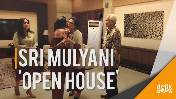 Melihat Cantiknya Menteri Sri Mulyani saat Open House di Rumah Dinas