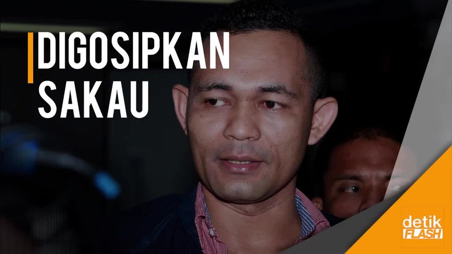 Digosipkan Sakau, Boni Hargens Polisikan 300 Akun Penyebar Hoax