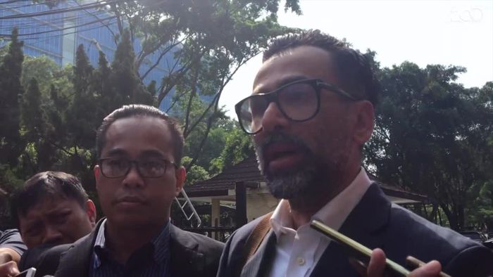 Geram Anaknya Disiksa, Jeremy Thomas Datangi Propam Polri