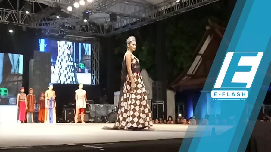 Batik-batik Elegan di Banyuwangi Batik Festival