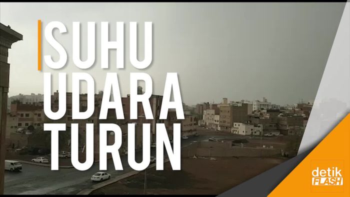 Madinah Diguyur Hujan 