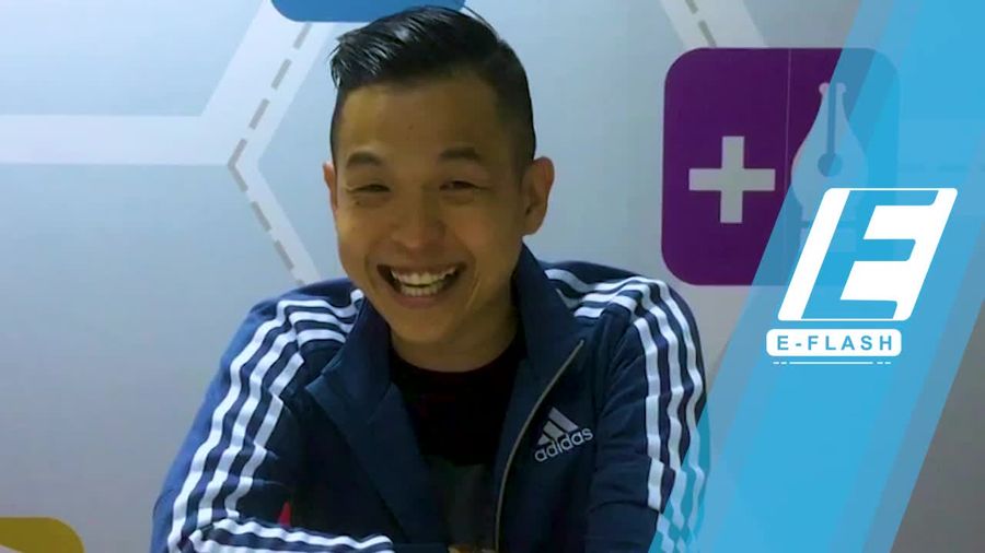 Ernest Prakasa Baca Komentar Netizen Julid