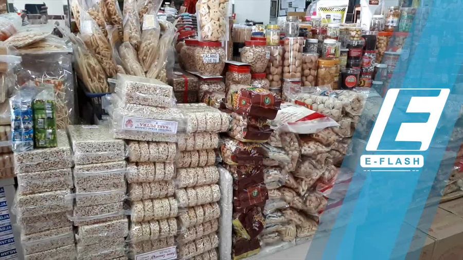 Nostalgia Mencicip Jajanan Daerah di RM Nusa Indah