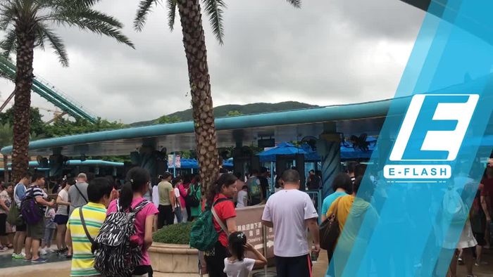 Seru! Main Roller Coaster di Chimelong Ocean Kingdom