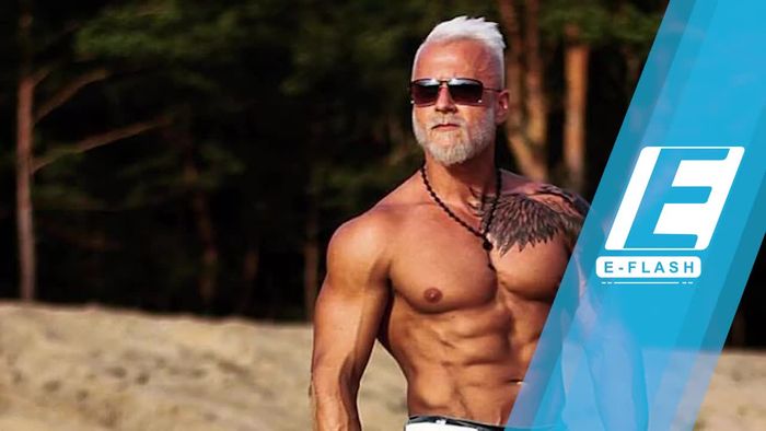 Gaya Unik Pria Macho Mirip Kakek-kakek Ini Viral!