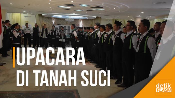 Upacara HUT RI ala Petugas Haji di Tanah Suci