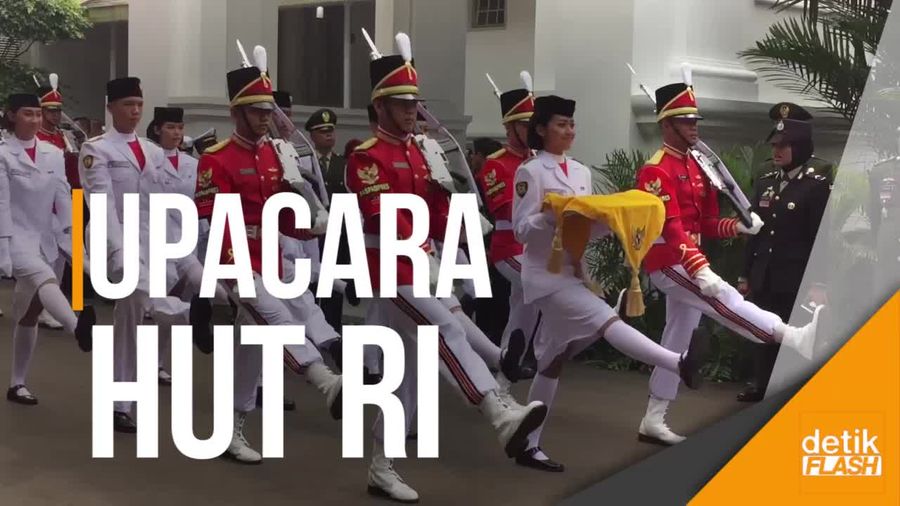 Melihat Upacara HUT ke-72 RI di Istana Merdeka